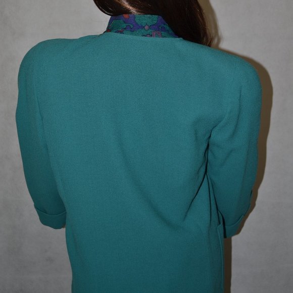 COUNTRY CASUALS PURE NEW WOOL GREEN , PURPLE , RED SKIRT SET SIZE 10 / 12/ 34 - Picture 9 of 11